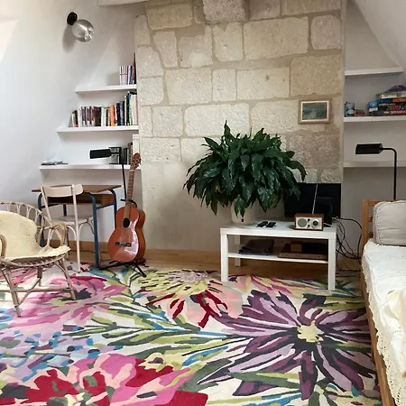 Apartment L Escalier Rouge